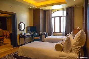 Moevenpick Mactan Island Cebu 5*